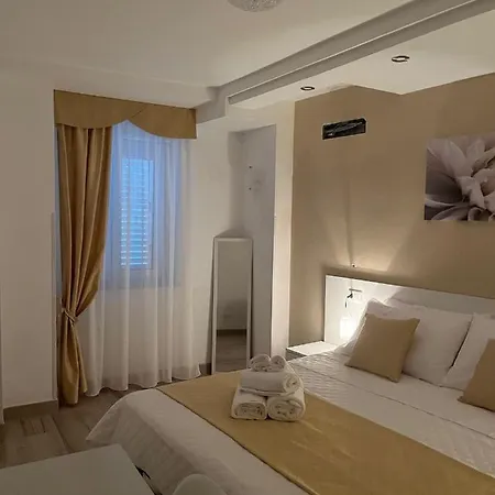 Casa Vacanze Arcobaleno בית הארחה Gasponi